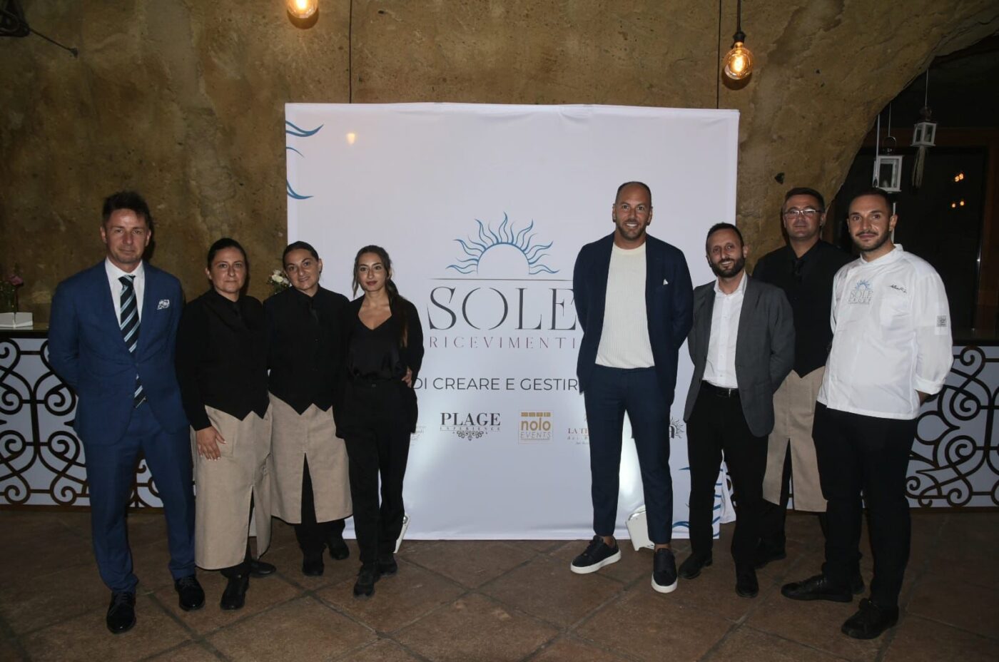Aperitivo al Tramonto con Seneca: Sole Ricevimenti firma un’esperienza di alta cucina a Villa Vazia a Bacoli