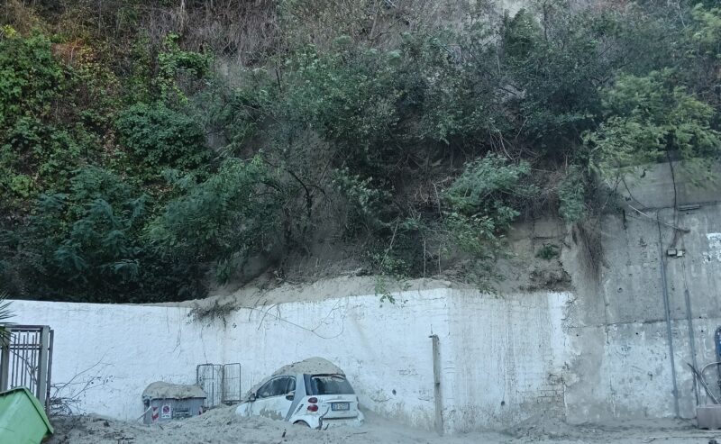 FRANA A PIANURA DOPO LA SCOSSA DI TERREMOTO AI  CAMPI FLEGREI: magnitudo Md 2.2 registrata il 2 ottobre 2025