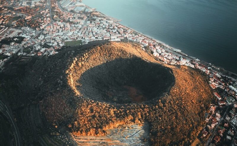 Campi Flegrei: pubblicate immagini inedite della caldera del gigantesco vulcano