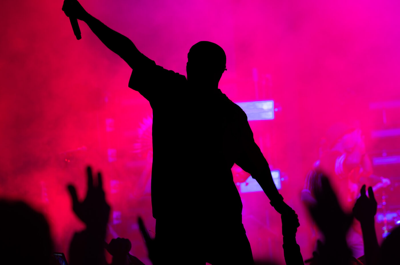 CLEMENTINO SI CONFERMA LEGGENDA DEL RAP