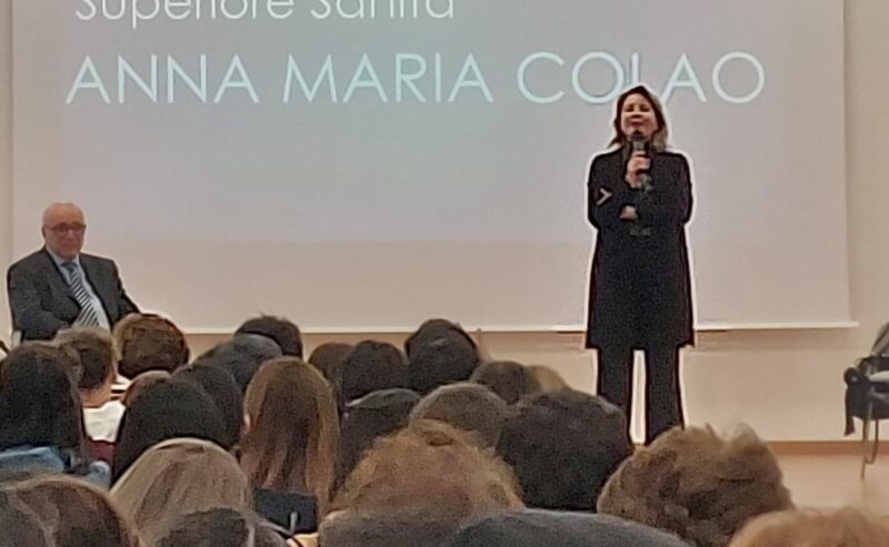 Al De’ Medici di Ottaviano una lezione di salute: studenti a confronto con esperti sul tema “Il digiuno su misura”