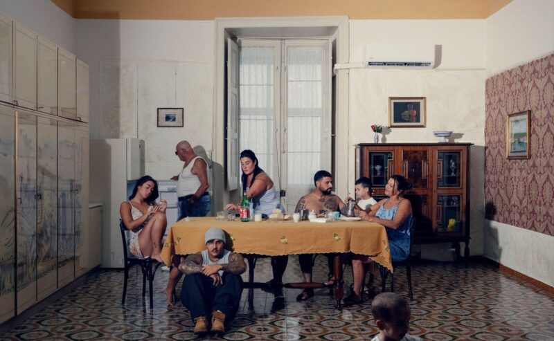 LE CLASSIFICHE ITALIANE PARLANO UNA SOLA LINGUA ED È QUELLA DI GEOLIER E DEL SUO NUOVO ALBUM “TUTTO È POSSIBILE”