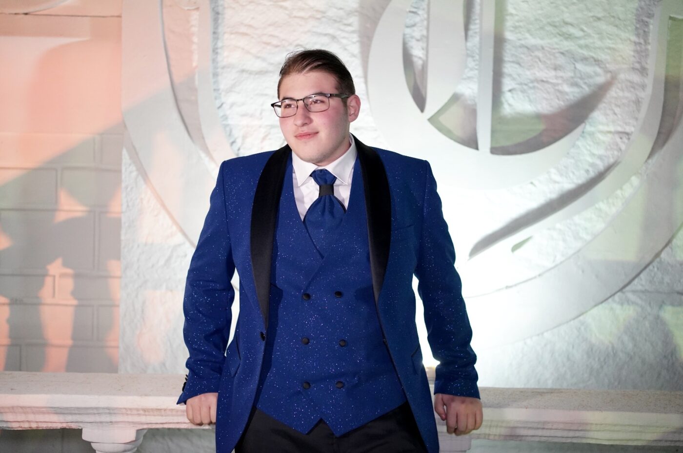 Divertimento, musica e location stellare per i festeggiamenti della maggiore età del figlio del giornalista Giuseppe De Carlo