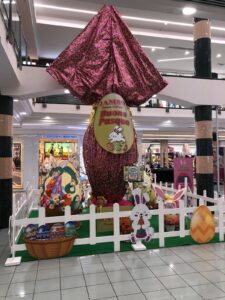 Al Centro Jambo maxi sorpresa e mille uovo in omaggio