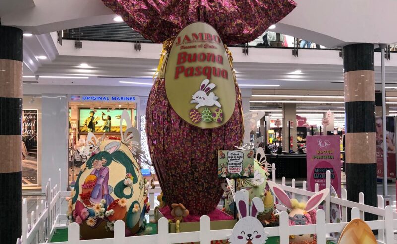 Al Centro Jambo maxi sorpresa e mille uovo in omaggio