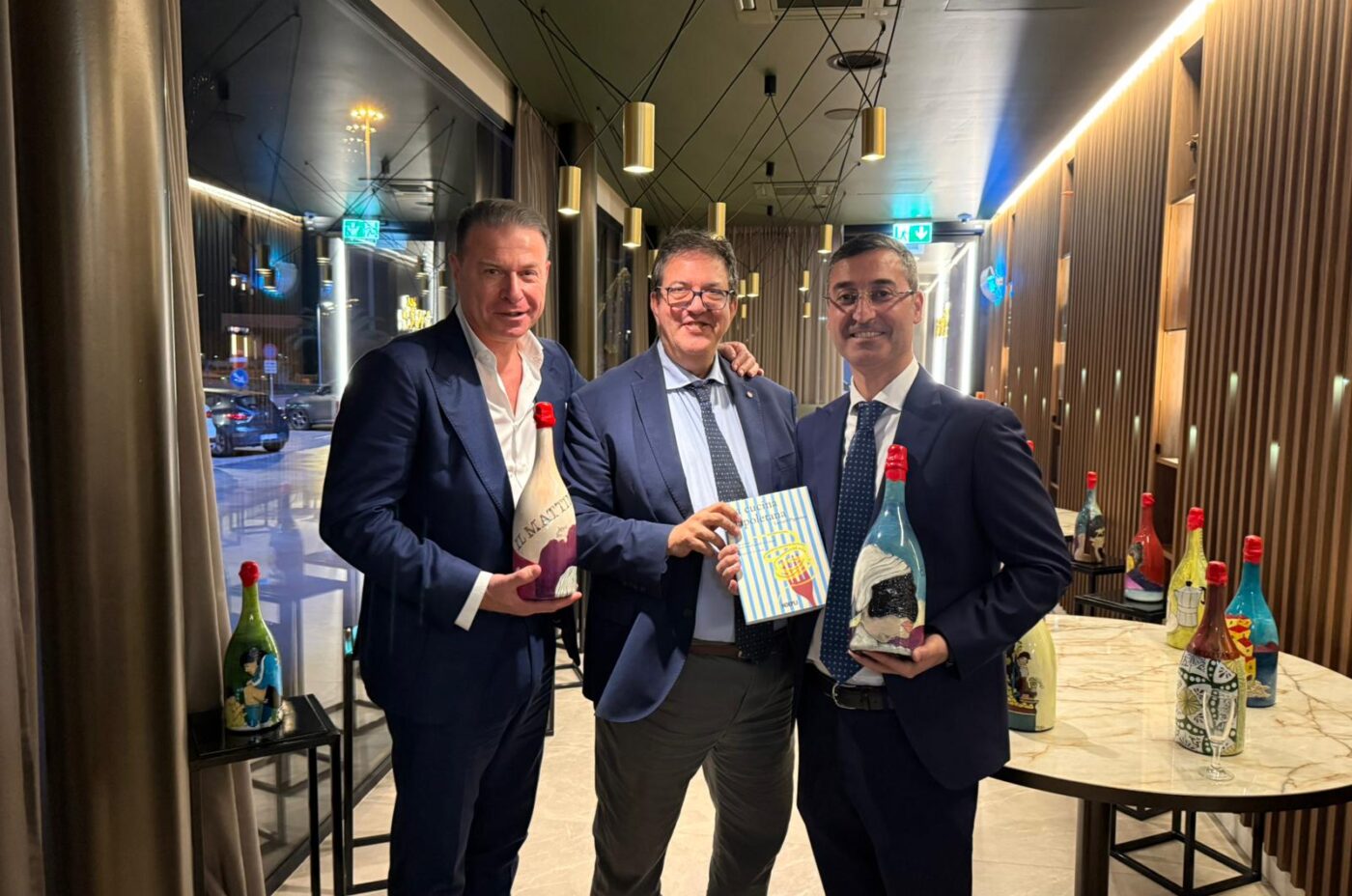 Cantine Federiciane Celebrano la Tradizione Napoletana al Salotto Letterario Vega Cultura con Luciano Pignataro