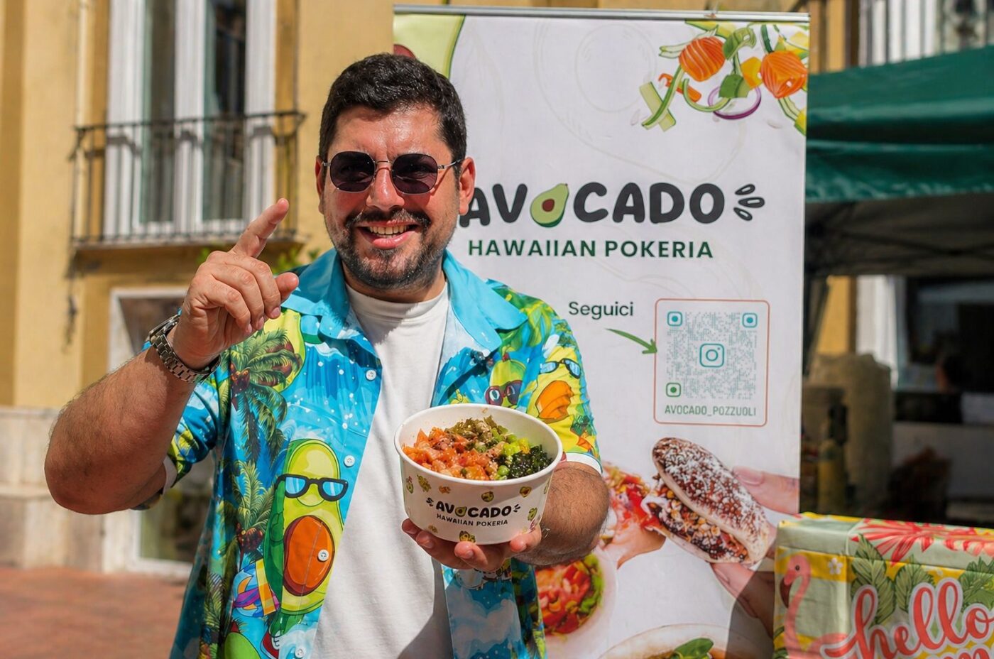 Tre pokè Avocado Hawaiian Pokeria al mondo pop del Comicon