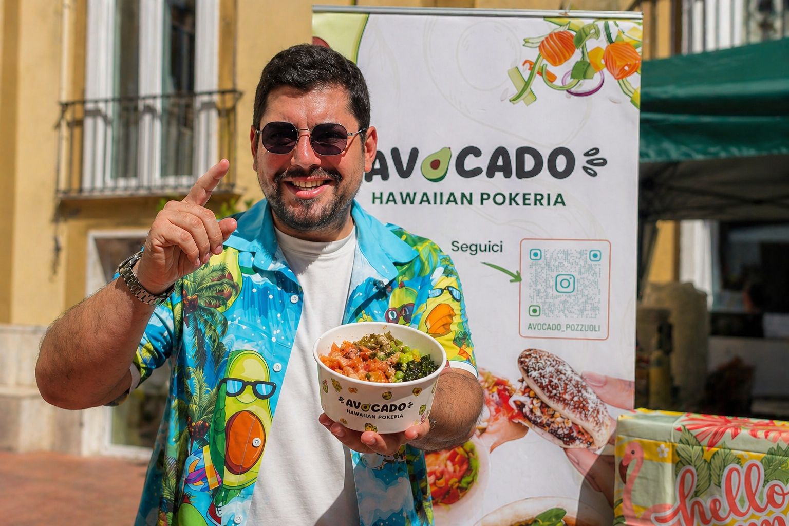 Tre pokè Avocado Hawaiian Pokeria al mondo pop del Comicon