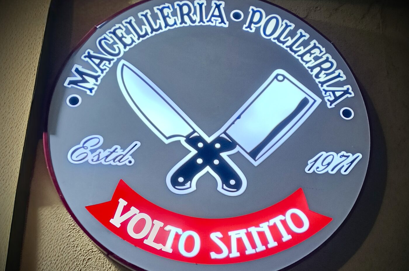 La Macelleria Volto Santo si rinnova: dopo 55 anni e due generazioni, nuova sede a Pianura (Napoli)  