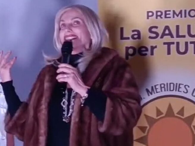 Addio a Lorenza Licenziati: Napoli perde una voce autentica del suo racconto