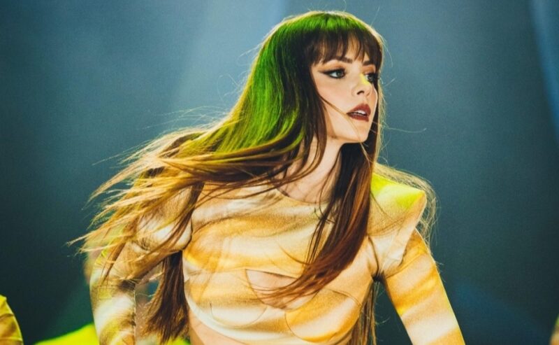 ANNALISA: È INIZIATO IL TOUR MA NOI SIAMO FUOCO  “CAPITOLO II” NEI PALASPORT