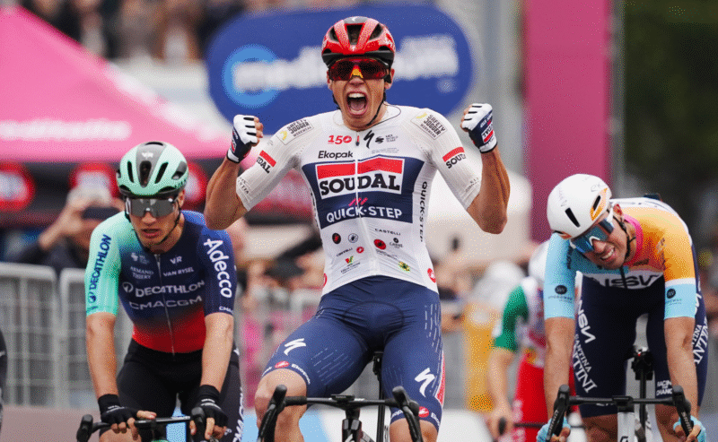 Prima tappa del Giro d’Italia al francese Magnier