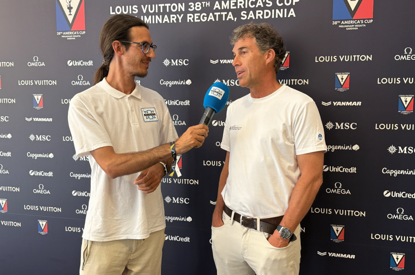 America’s Cup verso Napoli 2027: Radio Kiss Kiss partnership a Cagliari