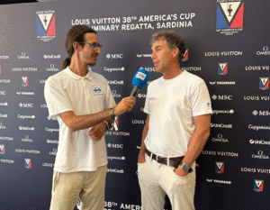 America’s Cup verso Napoli 2027: Radio Kiss Kiss partnership a Cagliari