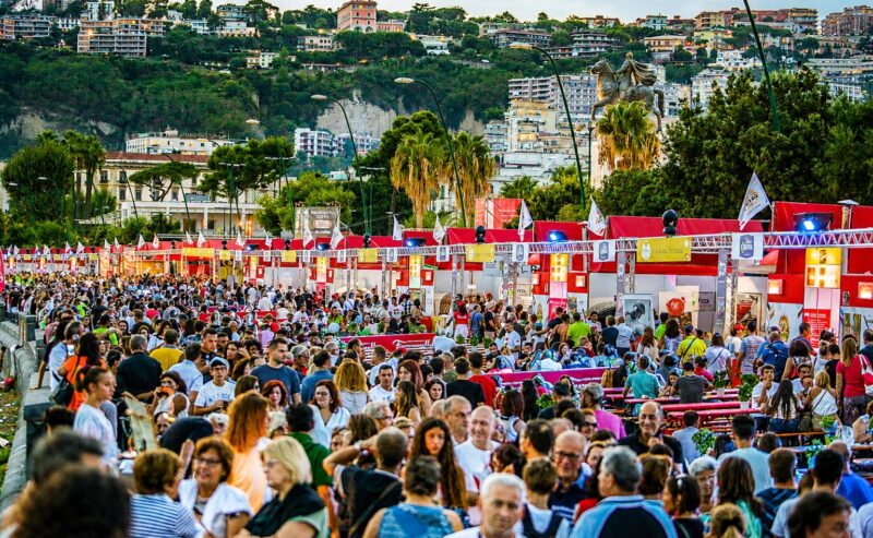 PIZZA E IA, I MAESTRI ARTIGIANI DEL COCA COLA PIZZAVILLAGE DICONO NO!