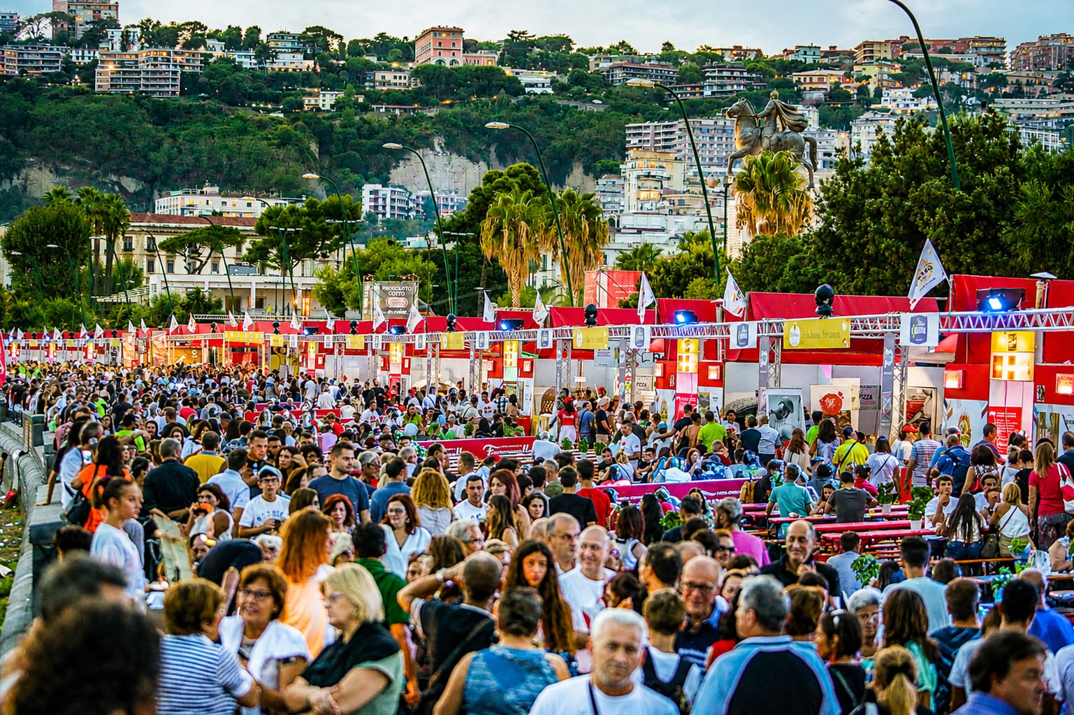 PIZZA E IA, I MAESTRI ARTIGIANI DEL COCA COLA PIZZAVILLAGE DICONO NO!