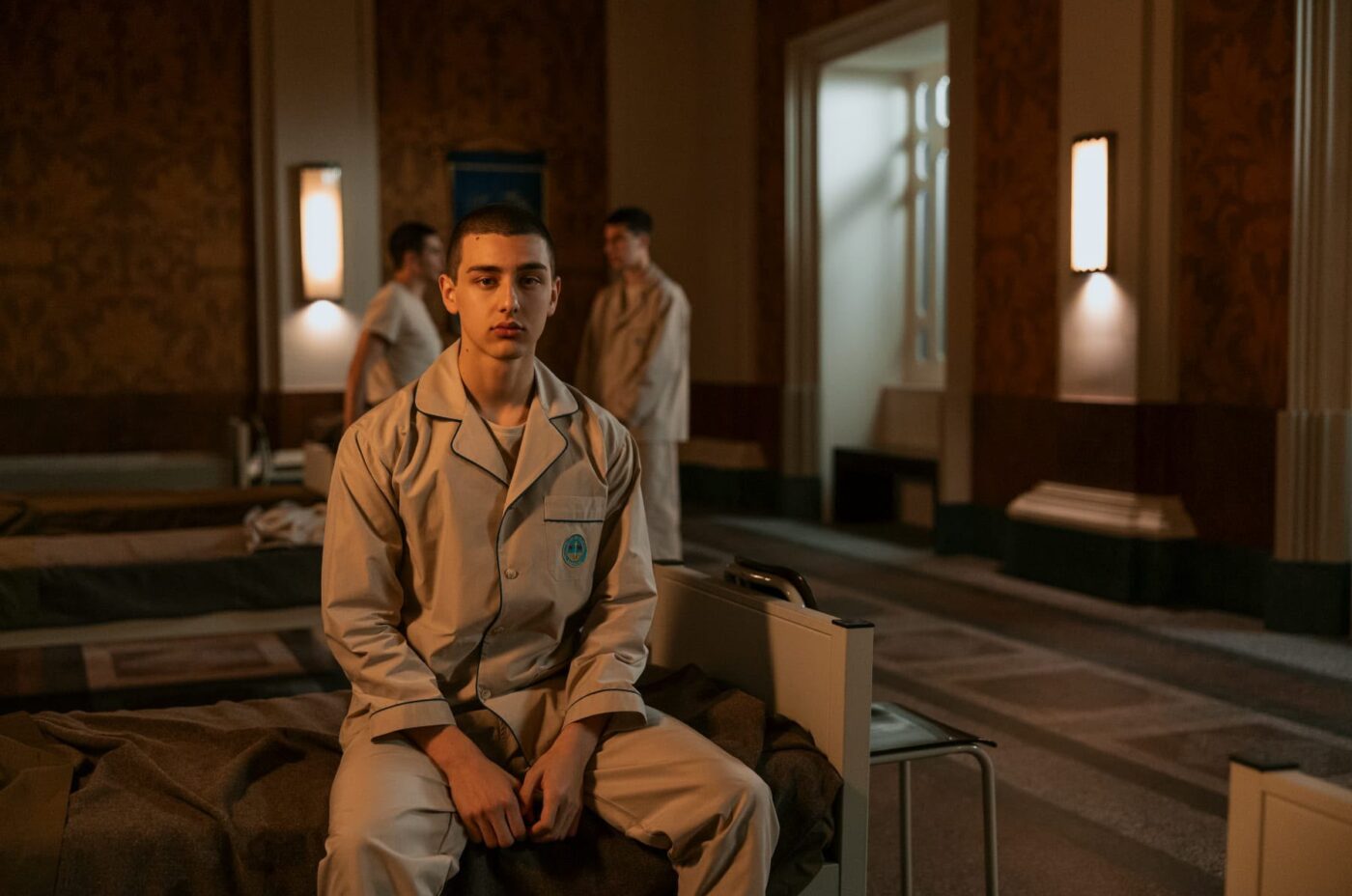 Tra i personaggi Netflix emerge Leonardo, interpretato da Luigi Zeno, nella serie Minerva – La Scuola, presentata al Giffoni Film Festival