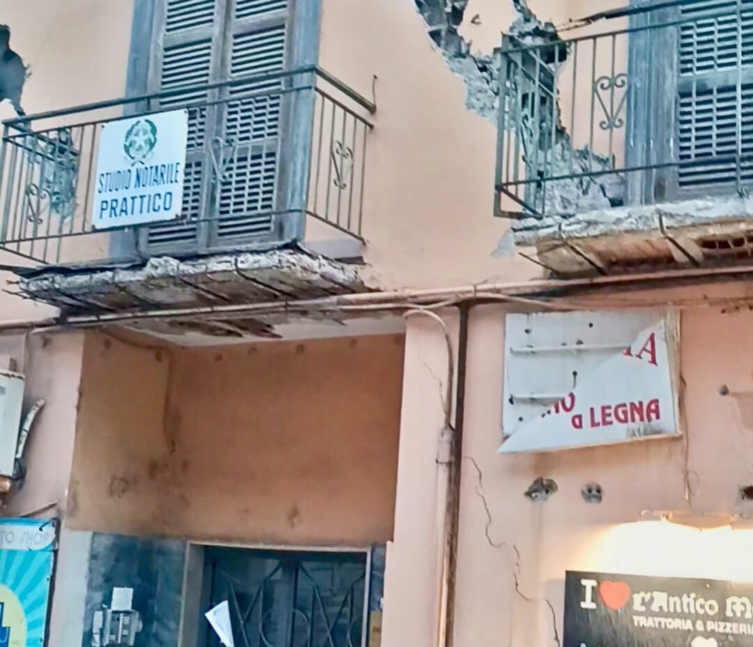 Bradisismo a Pozzuoli: attività elevata, territorio sotto pressione ma monitorato