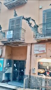 Bradisismo a Pozzuoli: attività elevata, territorio sotto pressione ma monitorato