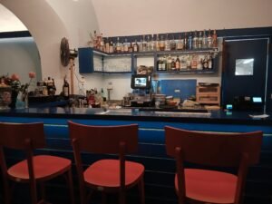 IL GROTTINO AZZURRO “CHICCA DEL MELE MANDARA GROUP” BLU COME IL MARE DI POSITAN