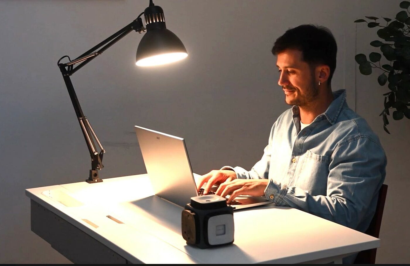 DALLA SALUTE ALLA TECNOLOGIA DOMESTICA ALL’AMBIENTE L’“ENERGIA DELLE PICCOLE COSE” DI NAPOLI FA VOLARE IL CROWDFUNDING