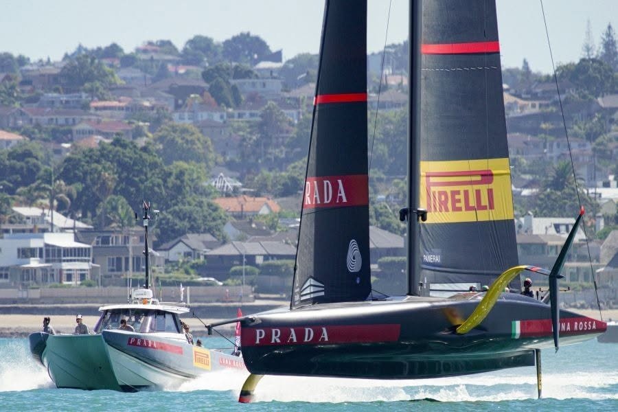 America’s Cup Napoli 2026: il Golfo si veste di spettacolo nella giornata conclusiva delle regate preliminari