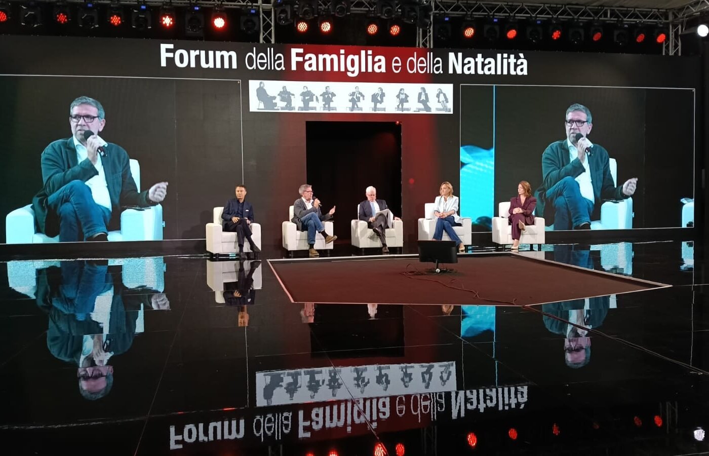 Forum della Famiglia e della Natalità: cambiamenti culturali, casa, lavoro e welfare.
