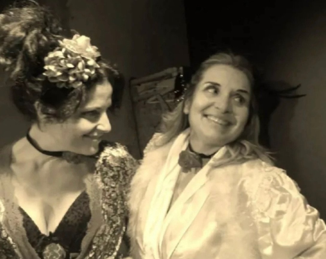 LES CHANTEUSES in scena, viaggio nella vita di Gilda Mignonette e Ria Rosa