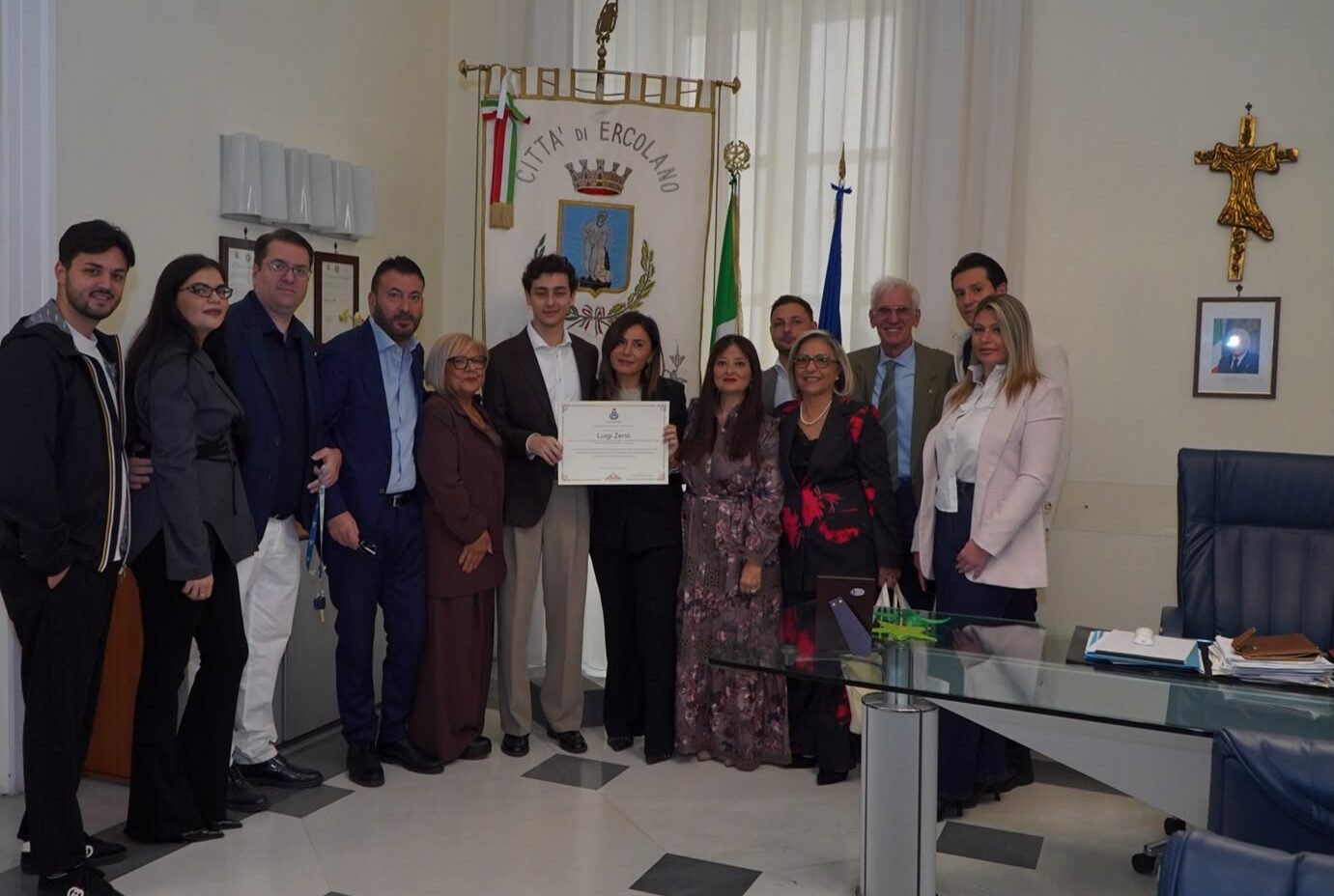 Luigi Zeno premiato dalla Sindaca Garzia: Ercolano celebra uno dei suoi giovani talenti più promettenti
